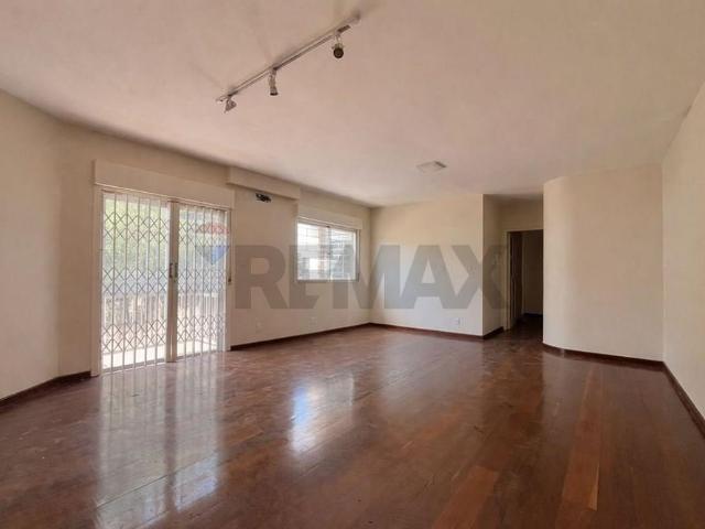 Apartamento aluguel em Região Geográfica Imediata de Santa Maria, Santa Maria
