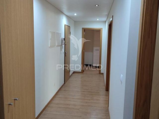 Apartamento alugar em Bairro Ferroviário, Barreiro e Lavradio