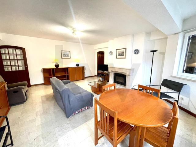 Apartamento alugar em Santo António do Estoril, Cascais