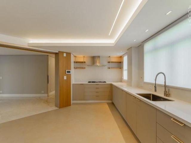 Apartamento venda em Água Verde, Curitiba
