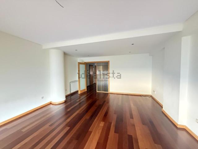 Apartamento alugar em Nogueiró e Tenões, Braga