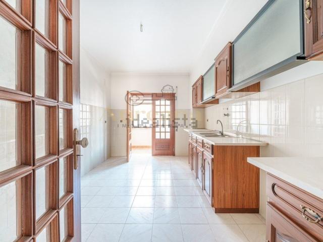 Apartamento venda em Ourém, Santarém