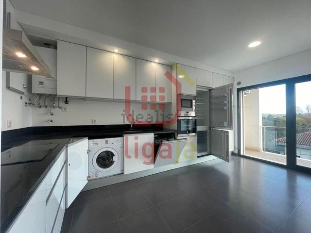 Apartamento alugar em Ourém, Santarém