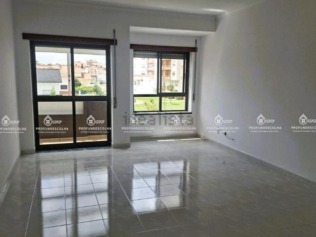 Apartamento alugar em Entroncamento, Nossa Senhora De Fátima