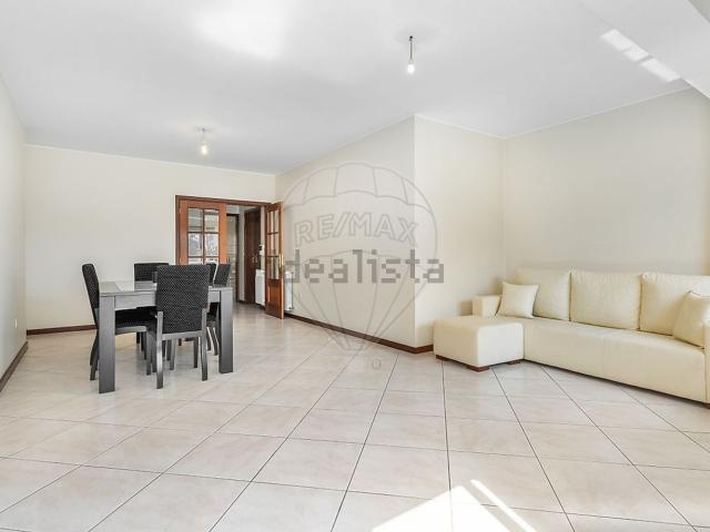 Apartamento venda em Póvoa De Lanhoso, Braga