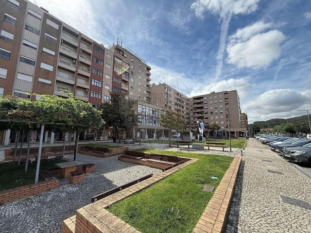 Apartamento venda em Póvoa De Lanhoso, Braga