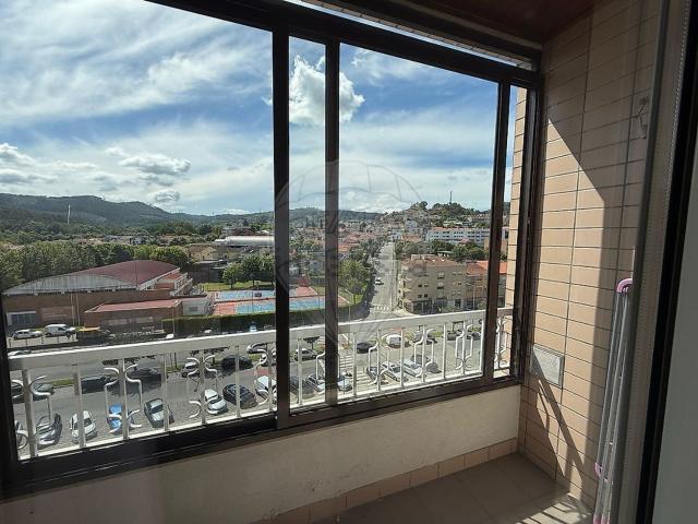 Apartamento venda em Póvoa De Lanhoso, Braga