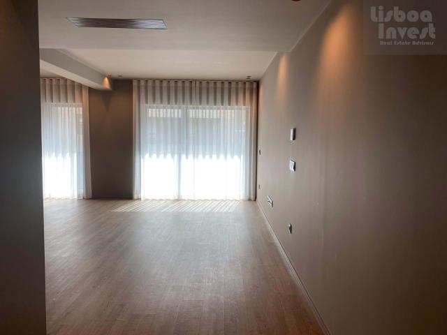 Apartamento venda em Estrela, Lisboa