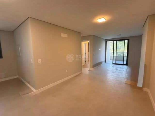 Apartamento aluguel em Núcleo Habitacional Lebon Régis, Itajaí