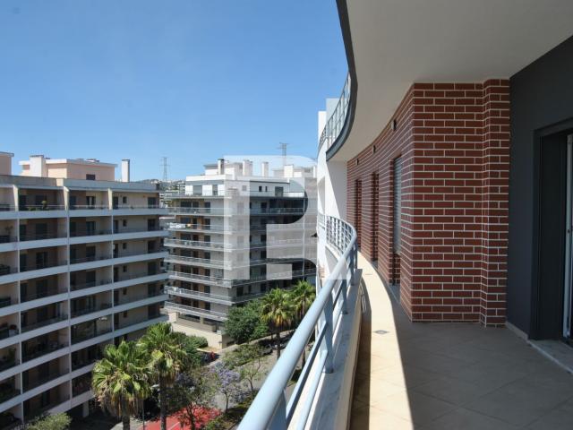 Apartamento venda em Colinas do Cruzeiro, Odivelas