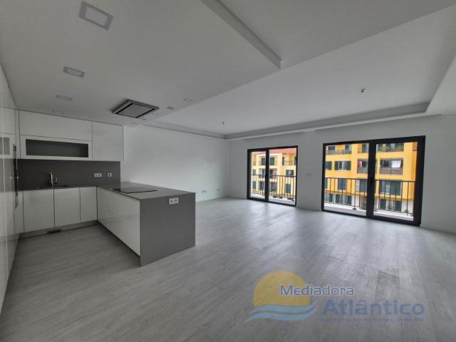 Apartamento alugar em Jogo da Bola, Mafra