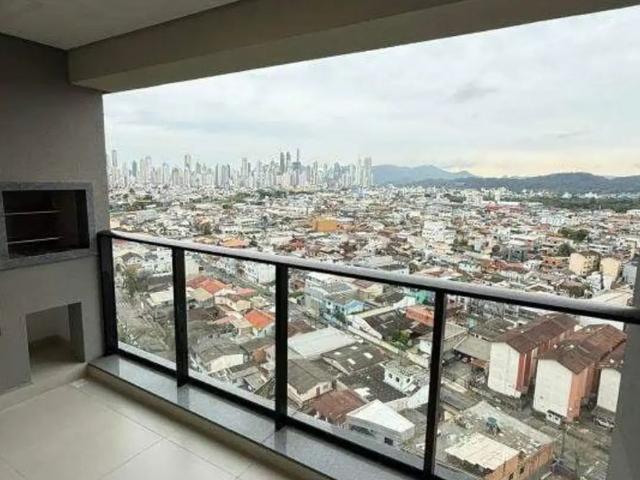 Apartamento aluguel em Monte Alegre, Camboriú