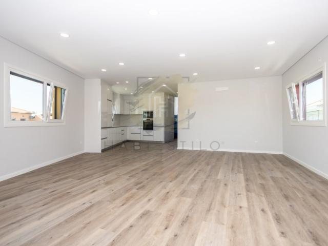 Apartamento venda em Azeitão (São Lourenço e São Simão), Setúbal