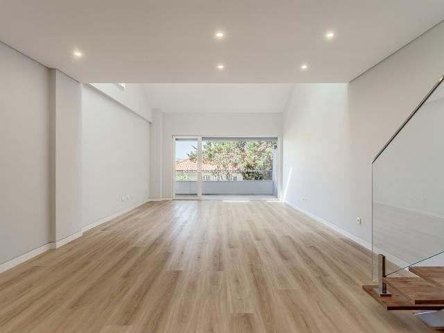 Apartamento venda em Carcavelos, Cascais