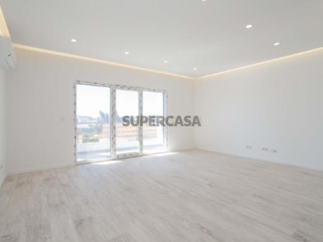 Casa venda em Aldeia de Paio Pires, Seixal