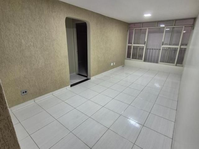 Apartamento venda em Região Geográfica Imediata do Distrito Federal, Região Integrada de Desenvolvimento do Distrito Federal e Entorno