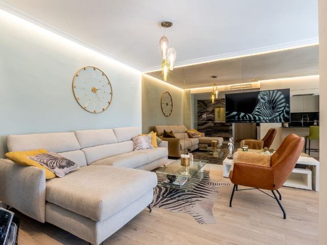 Apartamento en venta en Nueva Andalucía, Costa del Sol Occidental
