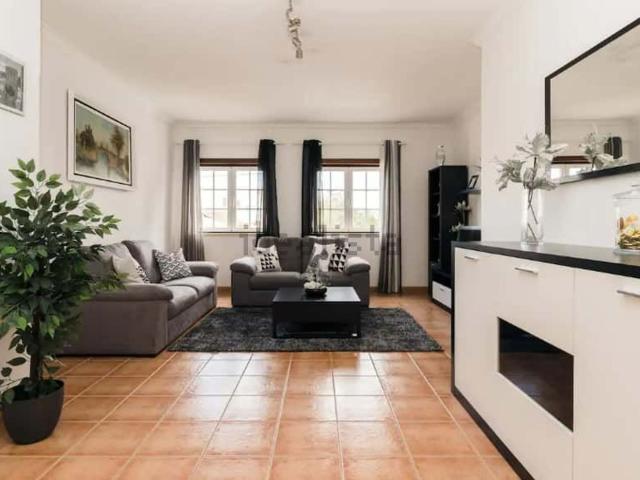 Apartamento alugar em Bairro Nossa Senhora da Luz, Óbidos