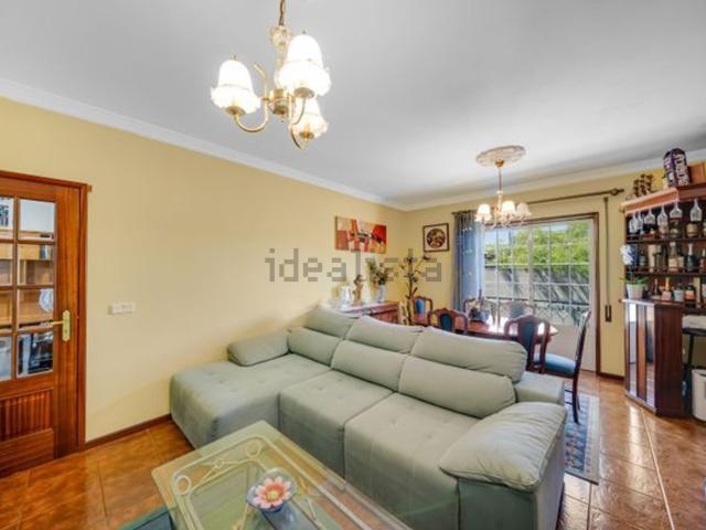 Apartamento venda em Cabeço de Perrães, Oliveira Do Bairro