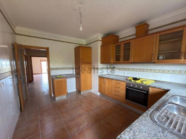 Apartamento venda em Cabeço de Perrães, Oliveira Do Bairro
