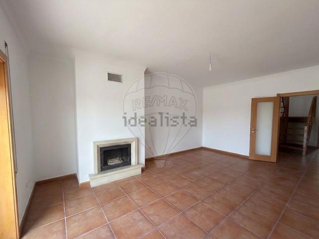 Duplex venda em Perraes, Oliveira Do Bairro