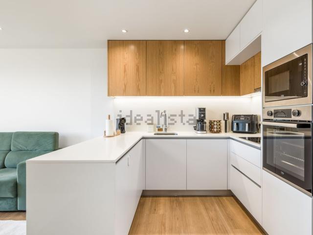 Apartamento venda em São Martinho de Arnelas, Vila Nova De Gaia