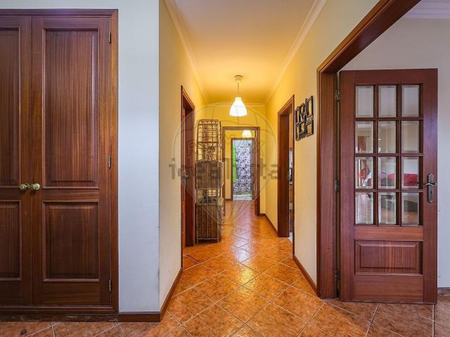 Apartamento venda em Lações de Baixo, Oliveira De Azeméis