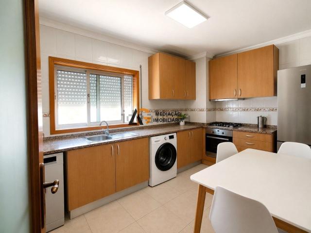Apartamento venda em Lações de Cima, Oliveira De Azeméis