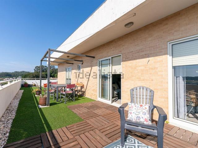 Apartamento venda em Lações de Baixo, Oliveira De Azeméis