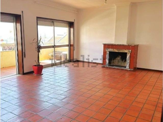 Apartamento venda em Oliveira Do Bairro