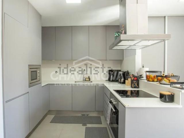 Apartamento venda em Oliveira do Douro, Vila Nova De Gaia