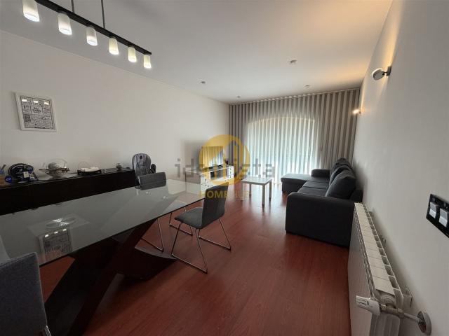 Apartamento venda em Oliveira do Douro, Vila Nova De Gaia