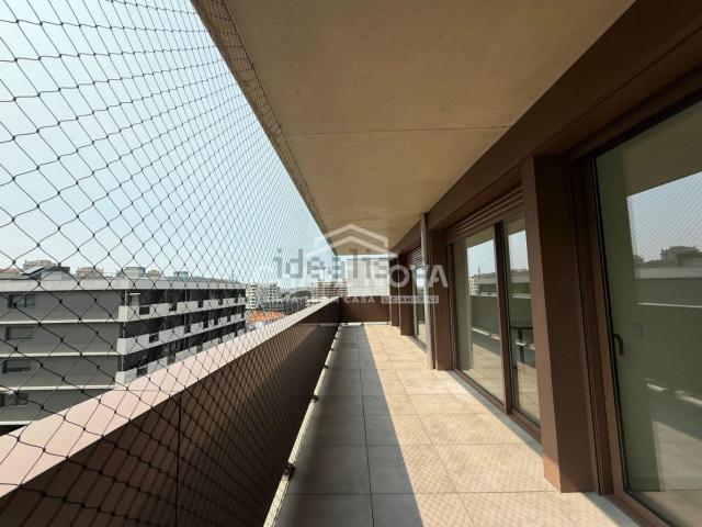 Apartamento venda em Oliveira Do Douro, Mafamude