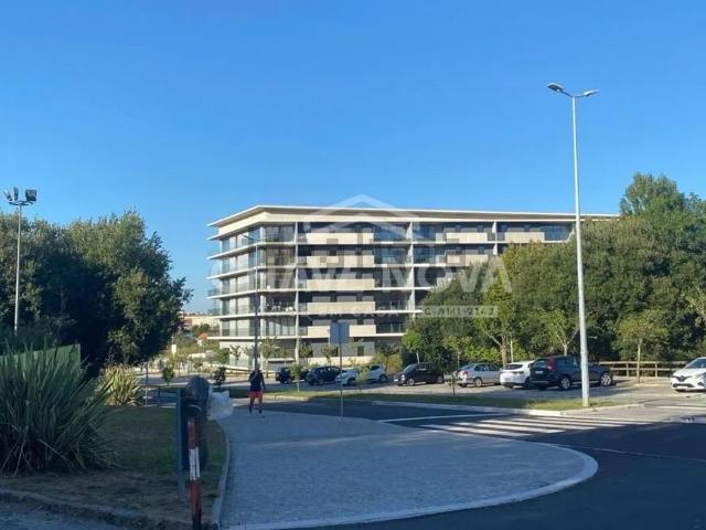 Apartamento venda em Oliveira do Douro, Vila Nova De Gaia