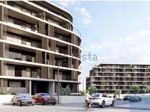 Apartamento venda em Oliveira do Douro, Vila Nova De Gaia
