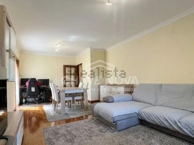 Apartamento alugar em Oliveira do Douro, Vila Nova De Gaia