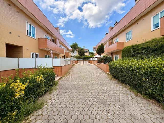 Apartamento venda em Oliveira do Douro, Vila Nova De Gaia