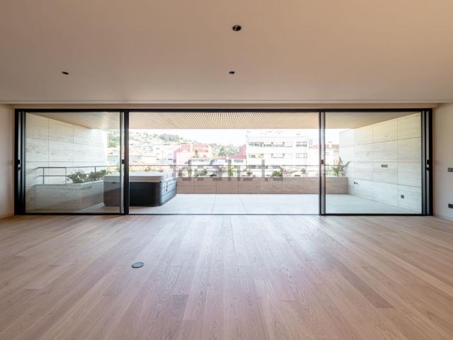 Apartamento alugar em Oliveira, São Paio e São Sebastião, Guimarães