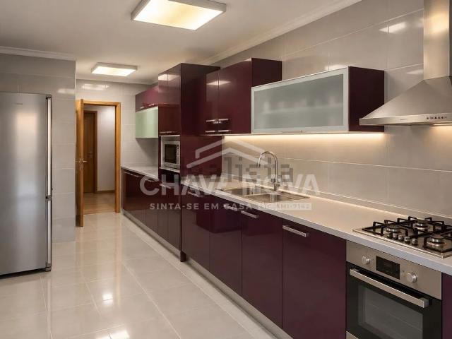 Apartamento venda em Santa Maria Da Feira, Aveiro