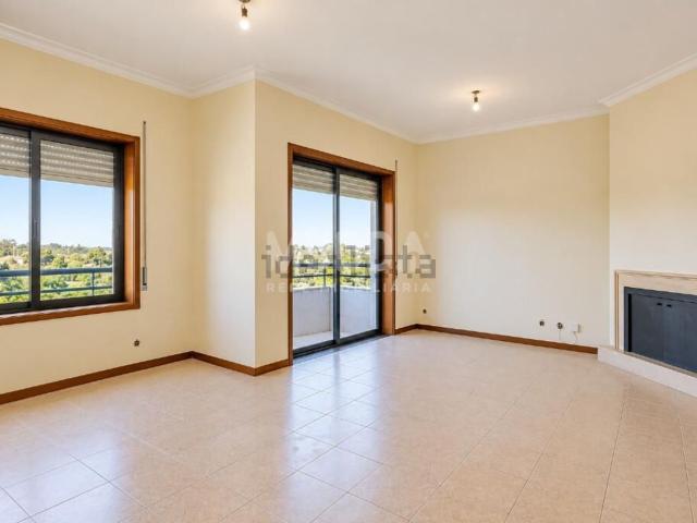 Apartamento venda em Paços de Brandão, Santa Maria da Feira