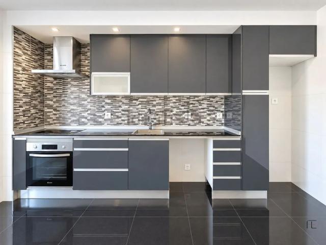 Apartamento venda em Paços de Brandão, Santa Maria da Feira