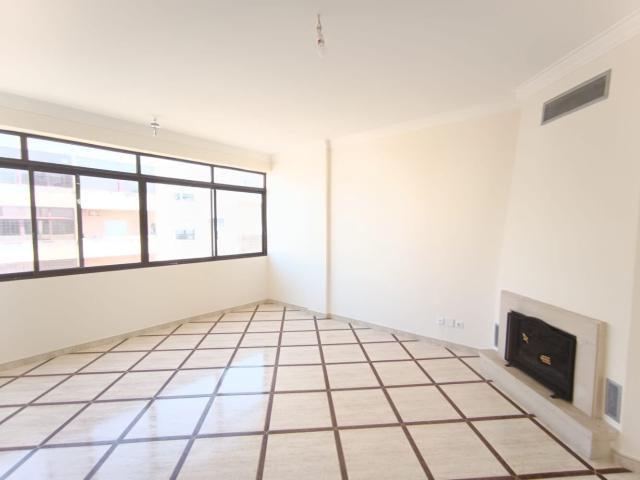 Apartamento venda em Aldeia de Paio Pires, Seixal