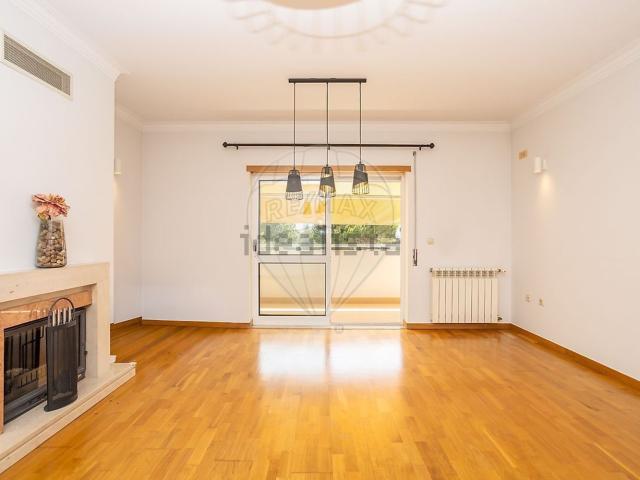Apartamento venda em Palhais, Setúbal