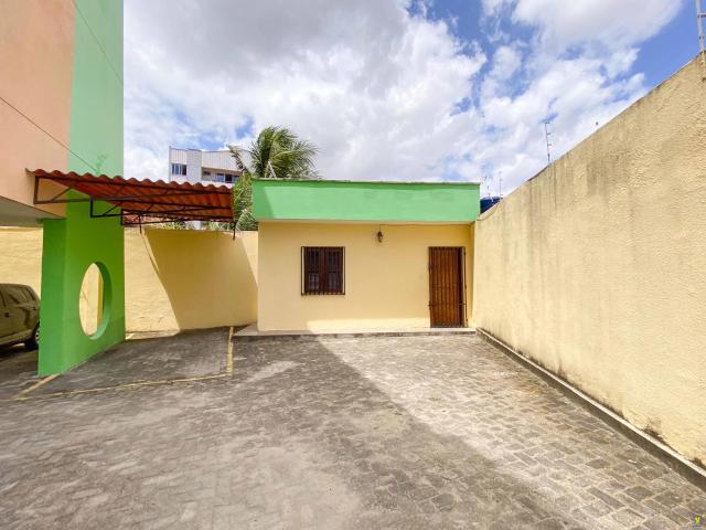 Apartamento aluguel em Região Geográfica Imediata de Fortaleza, Fortaleza