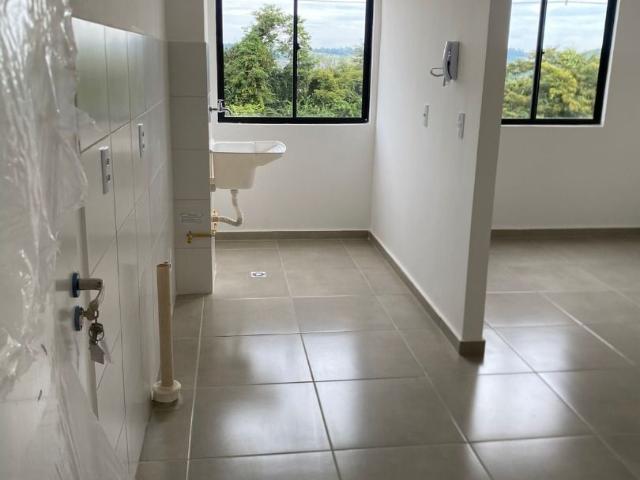 Apartamento aluguel em Região Geográfica Imediata de Londrina, Londrina