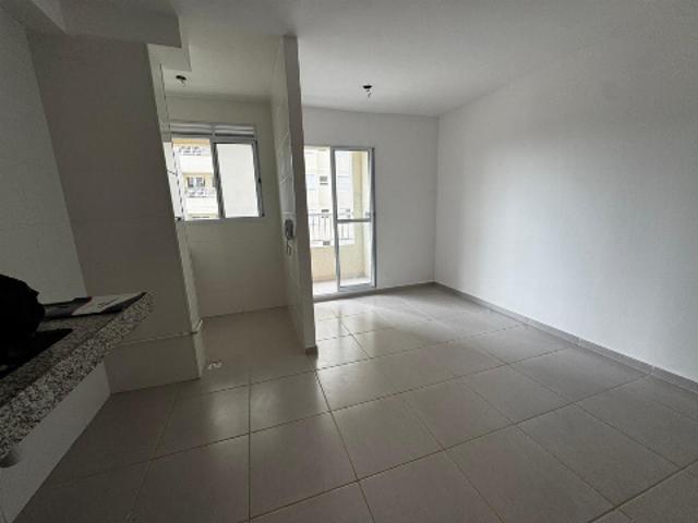 Apartamento aluguel em Região Geográfica Imediata de Londrina, Londrina