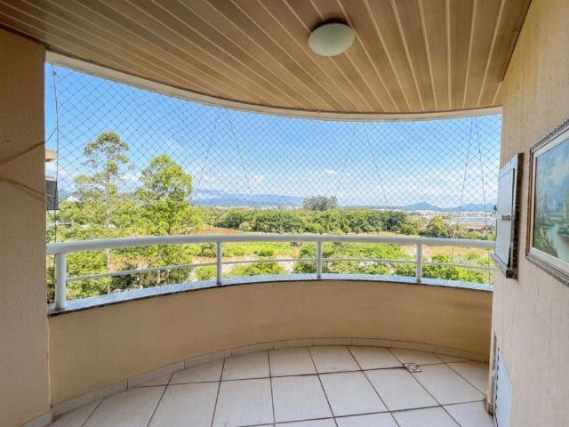 Apartamento aluguel em Jardim Itamirim, Itajaí