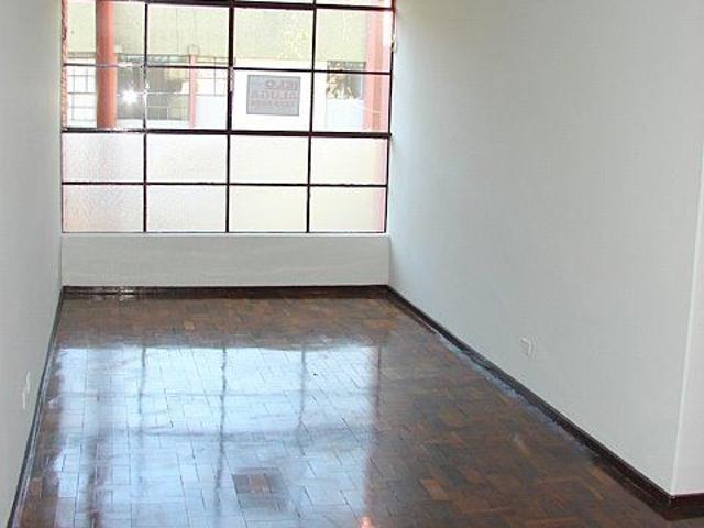 Apartamento aluguel em Região Geográfica Imediata de Maringá, Maringá