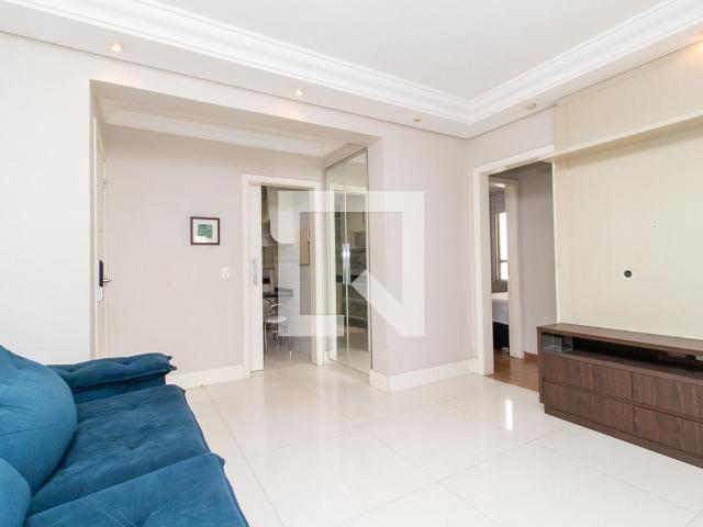 Apartamento aluguel em Cristo Rei, Curitiba