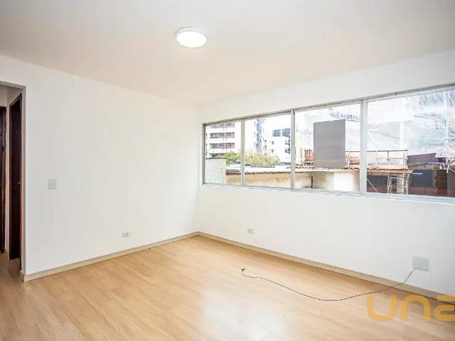 Apartamento aluguel em Centro Cívico, Curitiba